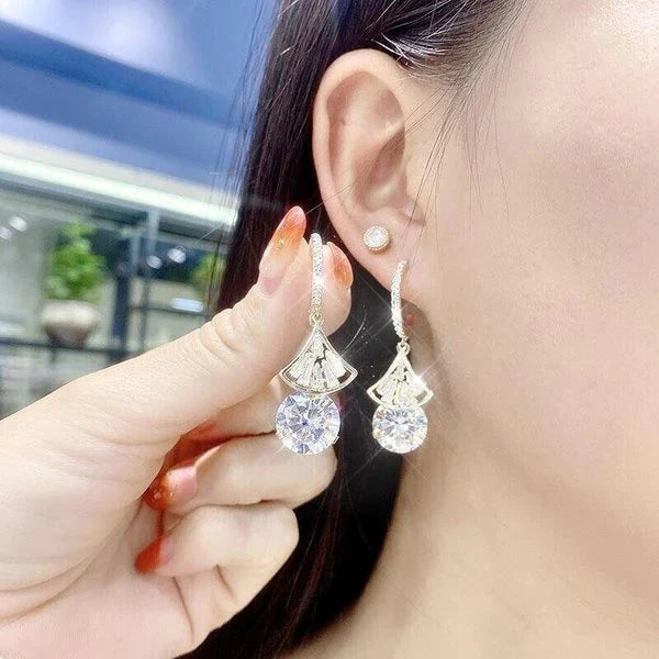 💖💖Scalloped Crystal Earrings